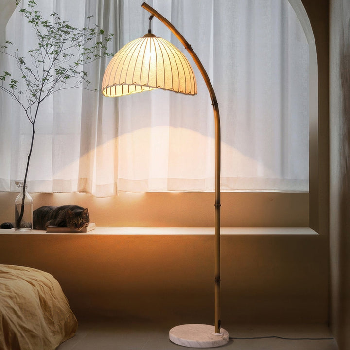Lampa Podłogowa Zen z Bambusa Kulturalnego