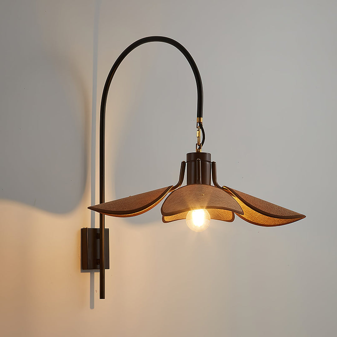 Lampa ścienna Petal Bloom