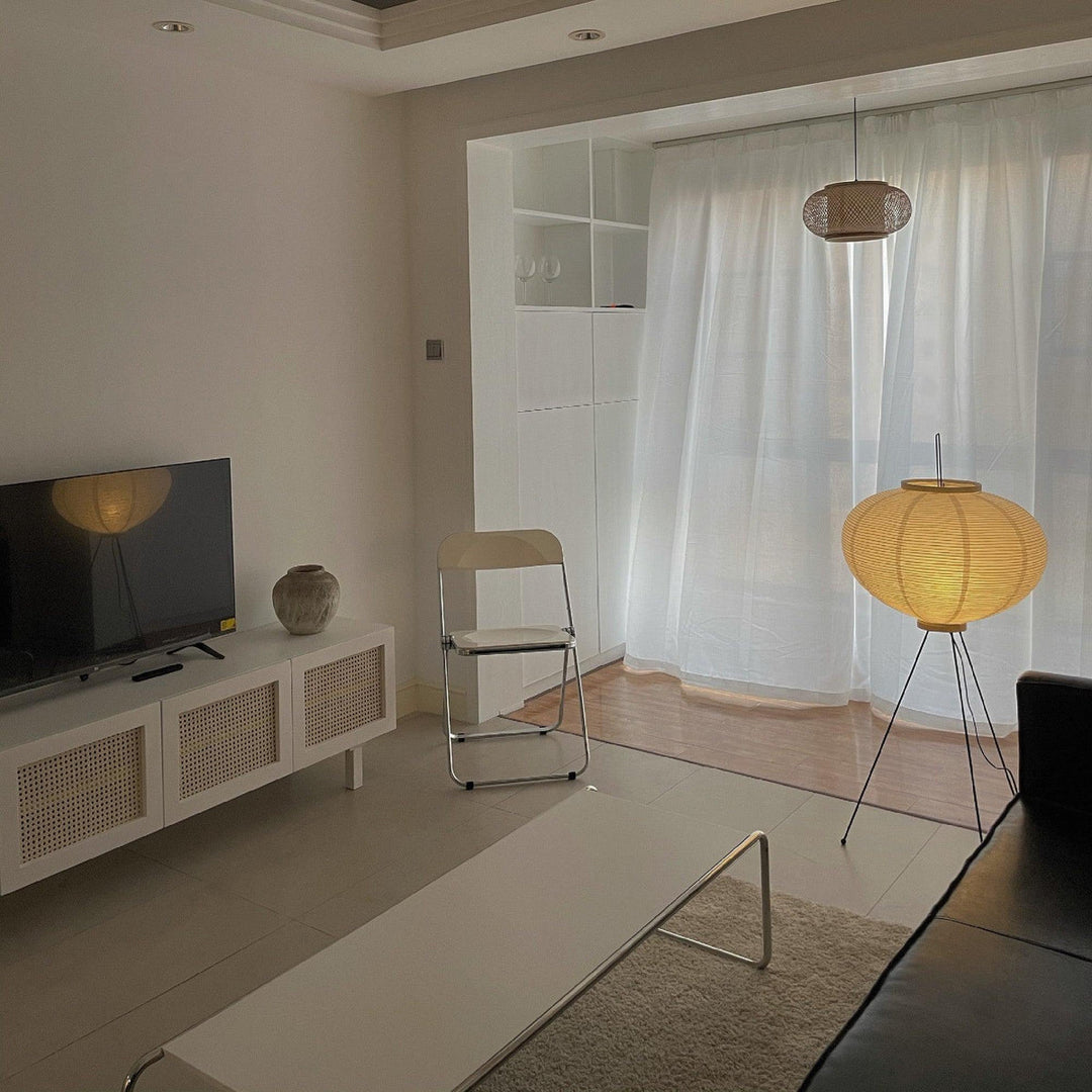 Lampa podłogowa z papieru ryżowego