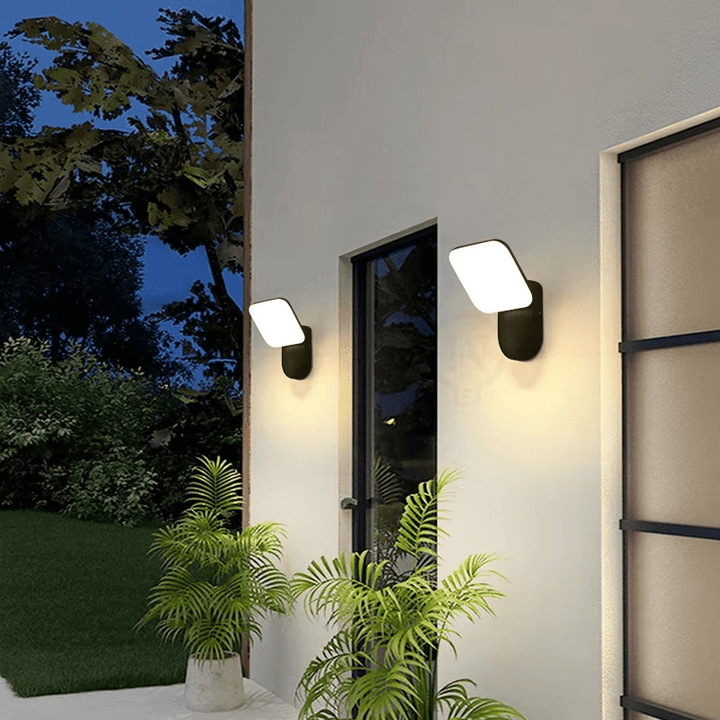 Lampa ścienna LED z czujnikiem ruchu