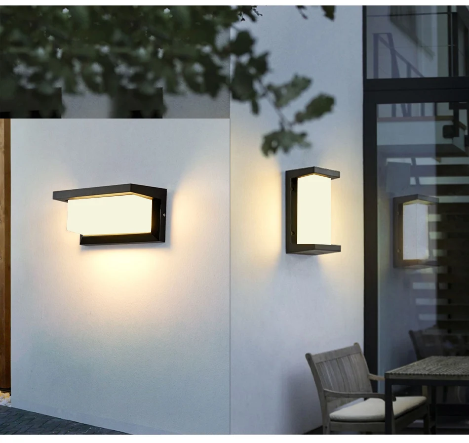Lampa ścienna z czujnikiem ruchu