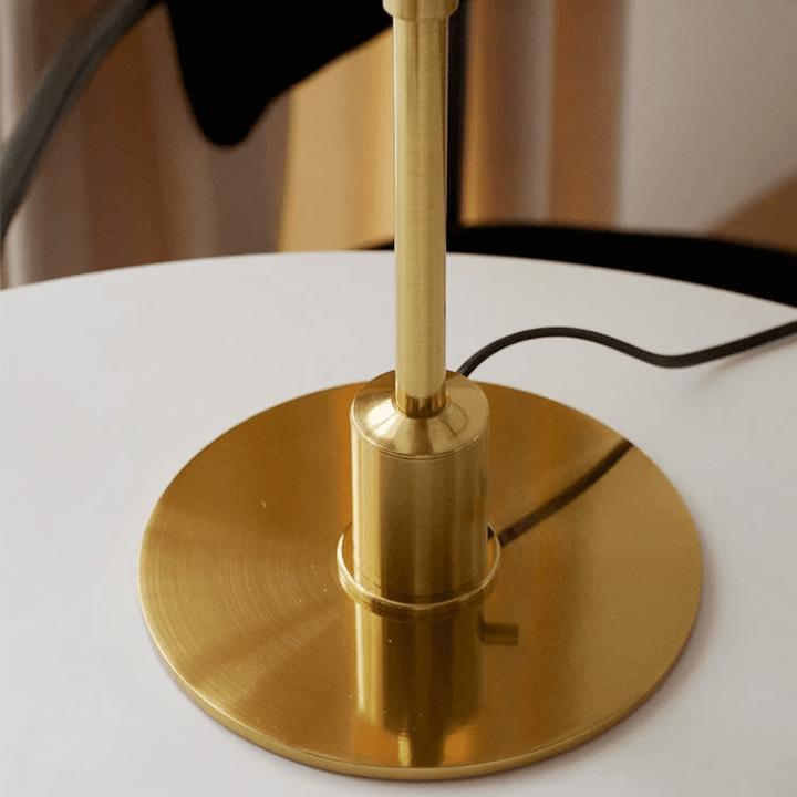 Duńska lampa stołowa