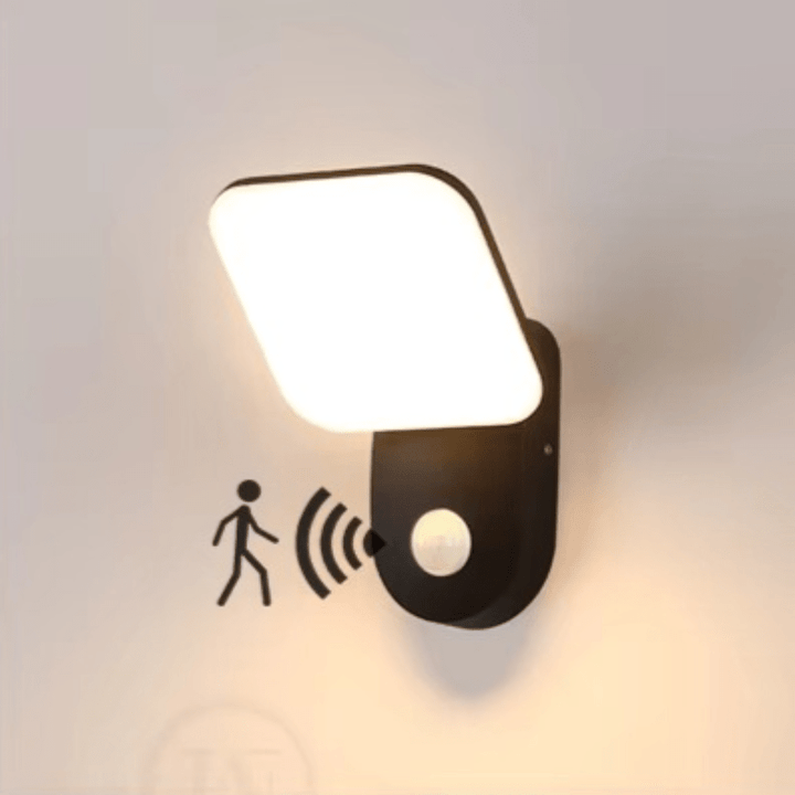 Lampa ścienna LED z czujnikiem ruchu