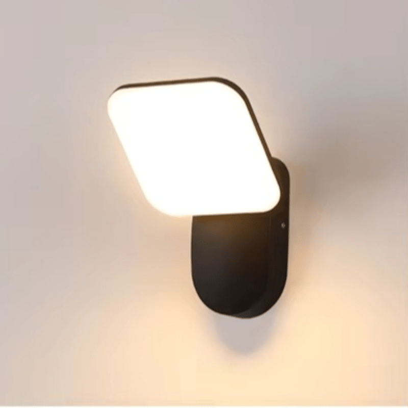 Lampa ścienna LED z czujnikiem ruchu