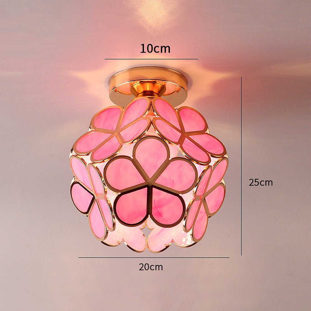 Lampa sufitowa w stylu kwiatowym