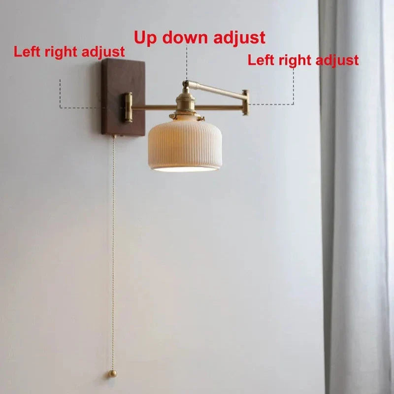 Kremowa Lampa Ścienna z Drewnianą Płytą