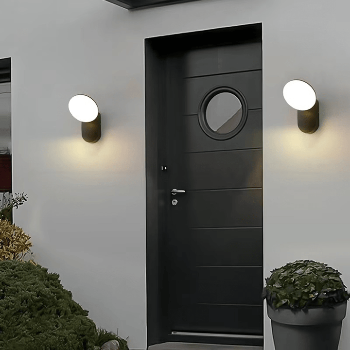 Lampa ścienna LED z czujnikiem ruchu