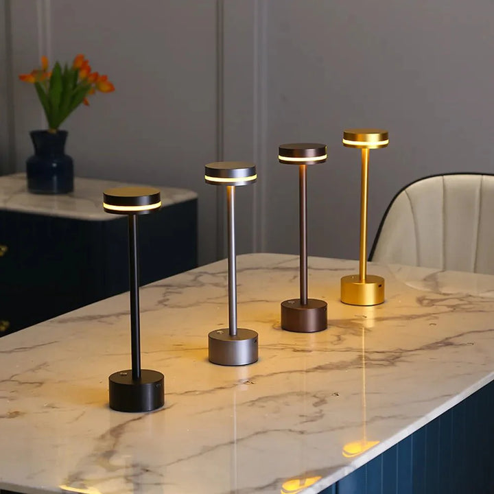 Lampa Kosmicznej Elegancji