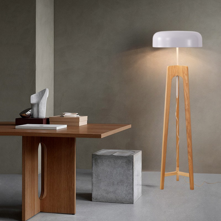 Lampa podłogowa w stylu nordyckim