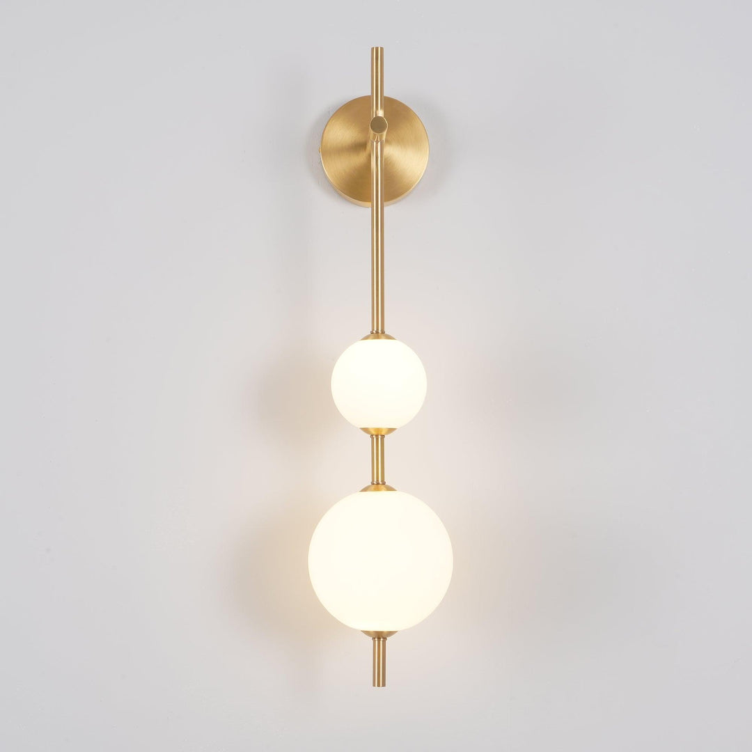Pionowa Lampa Ścienna z Szklanym Kule