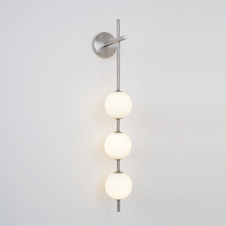 Pionowa Lampa Ścienna z Szklanym Kule
