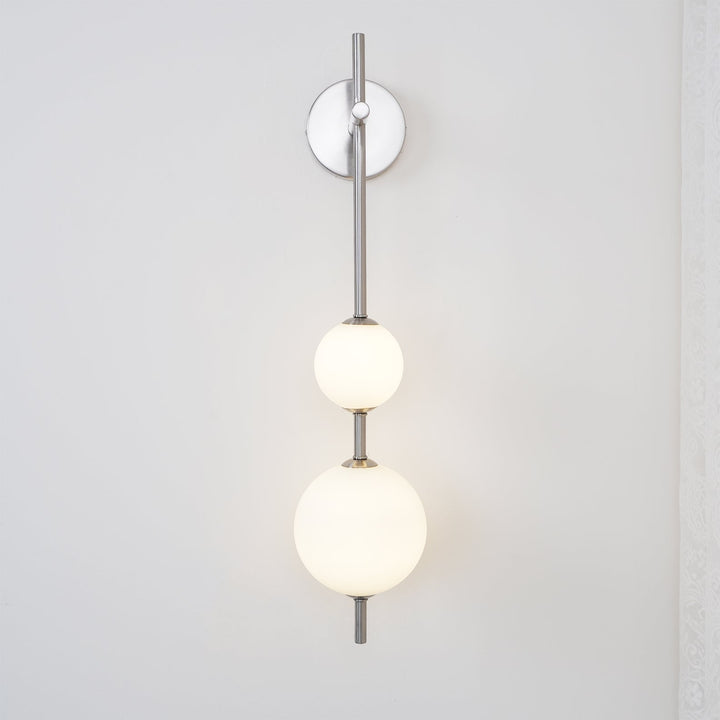 Pionowa Lampa Ścienna z Szklanym Kule