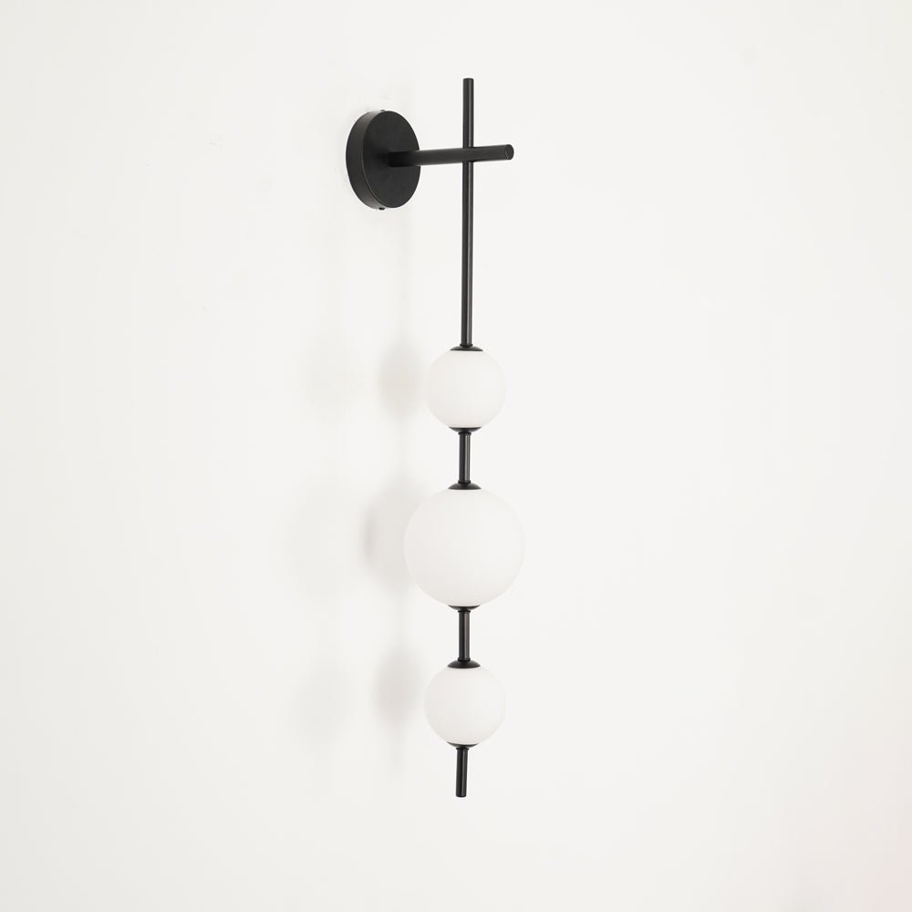 Pionowa Lampa Ścienna z Szklanym Kule
