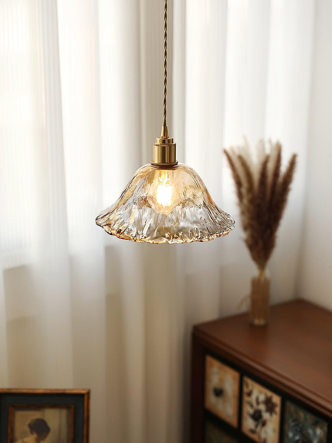 Vintage brązowa szklana lampa wisząca