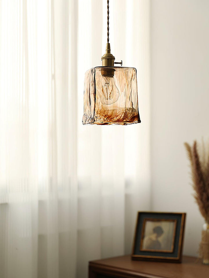 Vintage brązowa szklana lampa wisząca