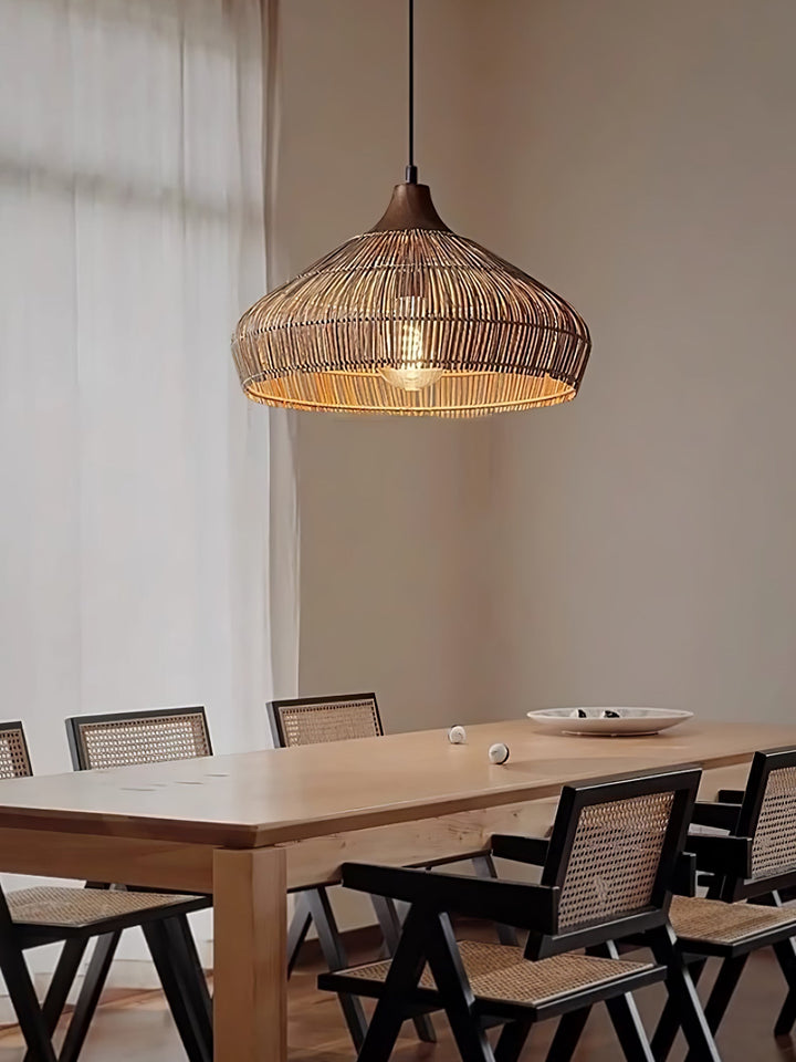 Lampa wisząca z rattanu