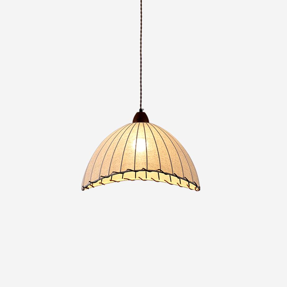Lampa wisząca z drewna i tkaniny