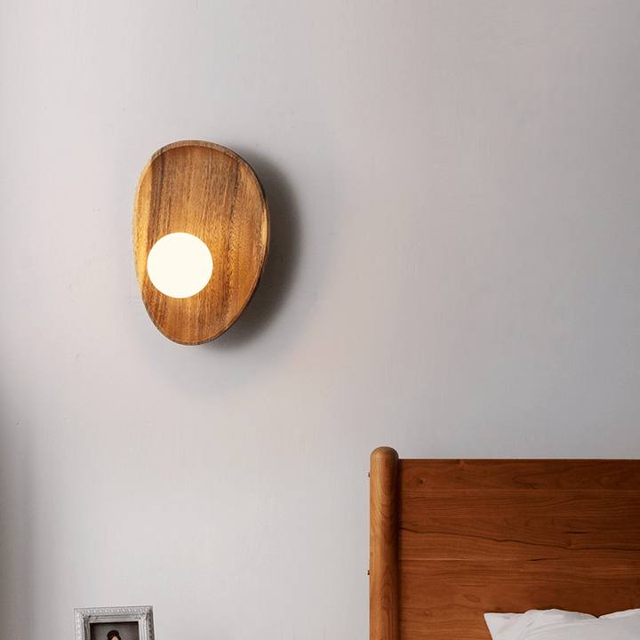 Naturalna drewniana lampa ścienna