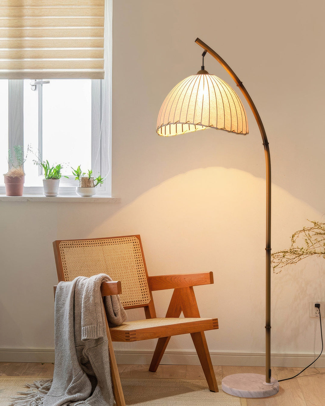 Lampa Podłogowa Zen z Bambusa Kulturalnego