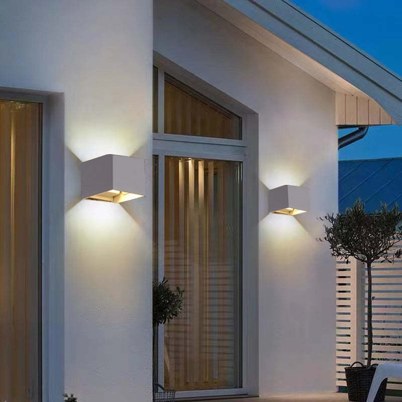 Nowoczesna Aluminiowa Wodoodporna Lampa LED na Ścianę do Użytku Wewnętrznego i Zewnętrznego