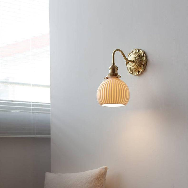 Mosiężna ceramiczna lampa ścienna