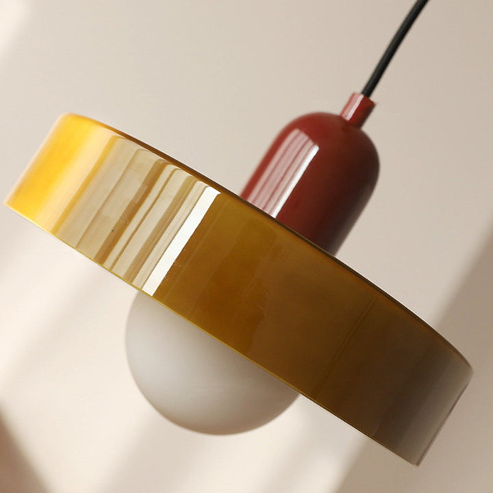 Lampa wisząca Bauhaus z kolorowego szkła