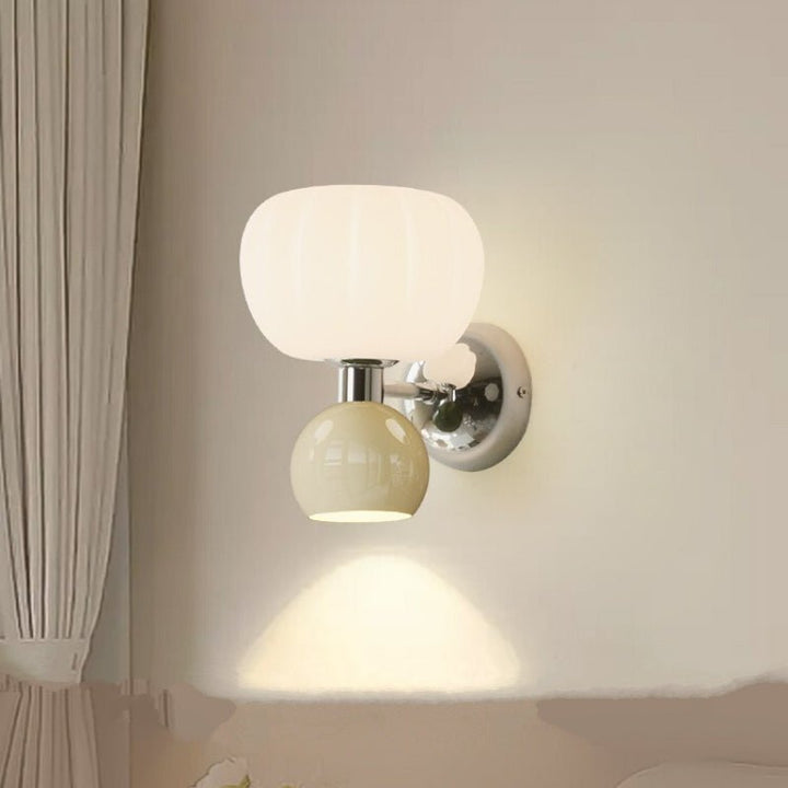 Nowoczesne lampy ścienne LED w kolorze kremowym
