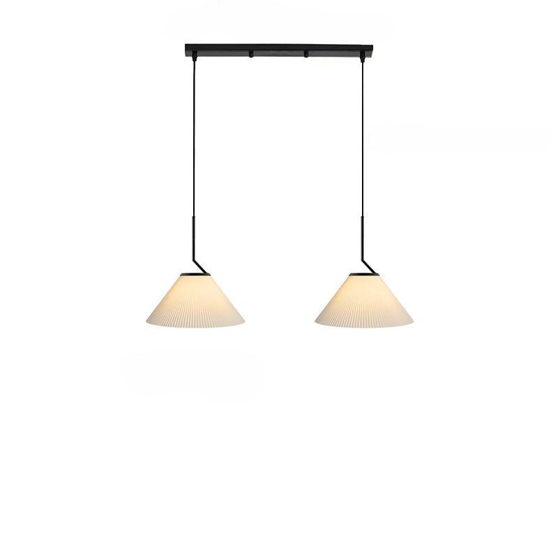 Nordycka plisowana lampa wisząca w kolorze kremowym