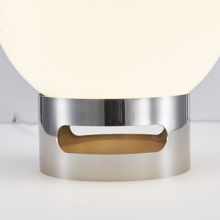 Lampa stołowa Bauhaus z francuskiego opalu