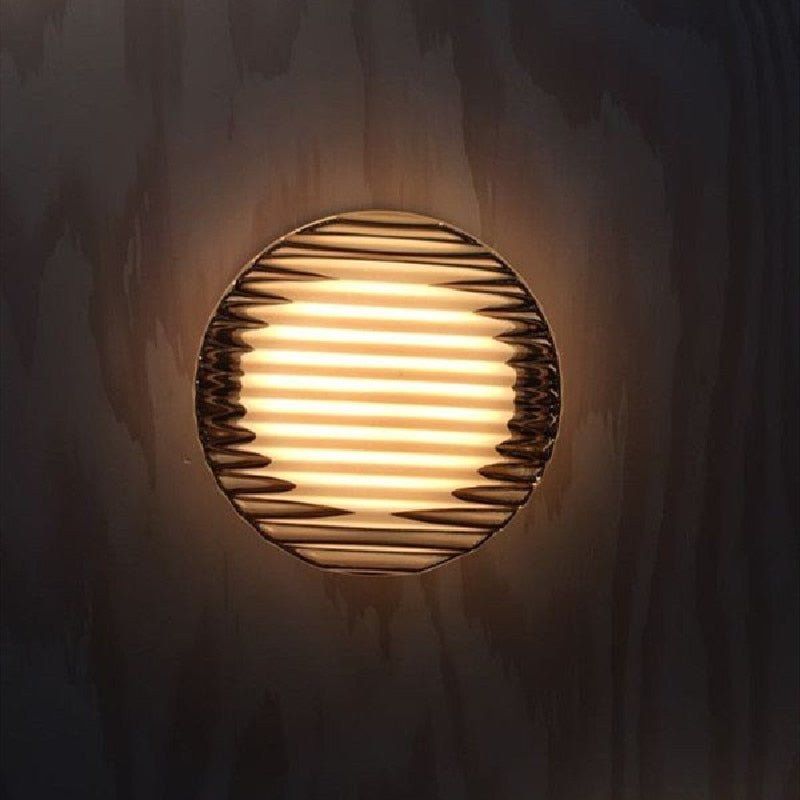 Nowoczesna lampa ścienna LED do wnętrz i na zewnątrz