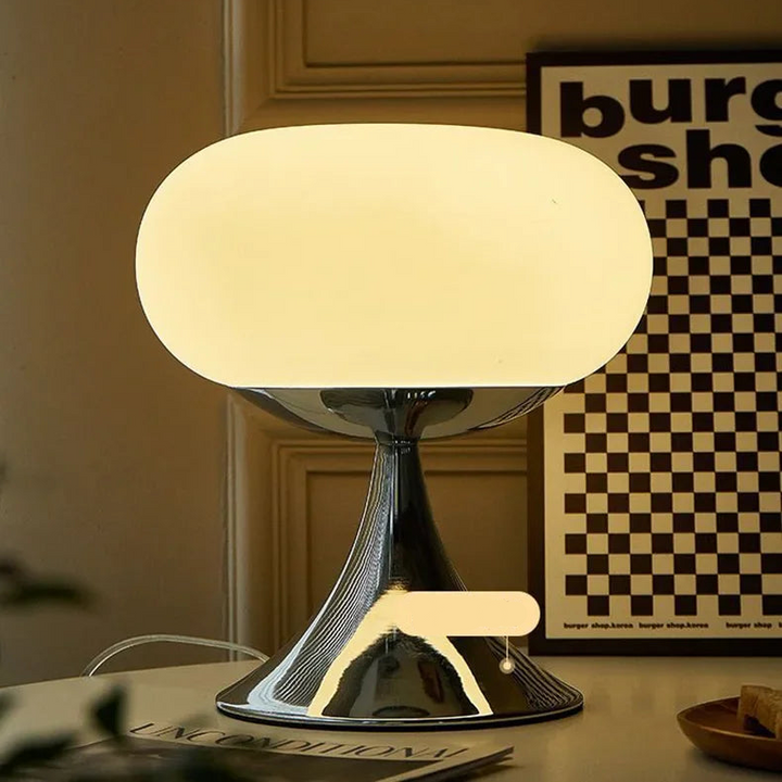 Antyczna Lampa Stołowa Jabłko