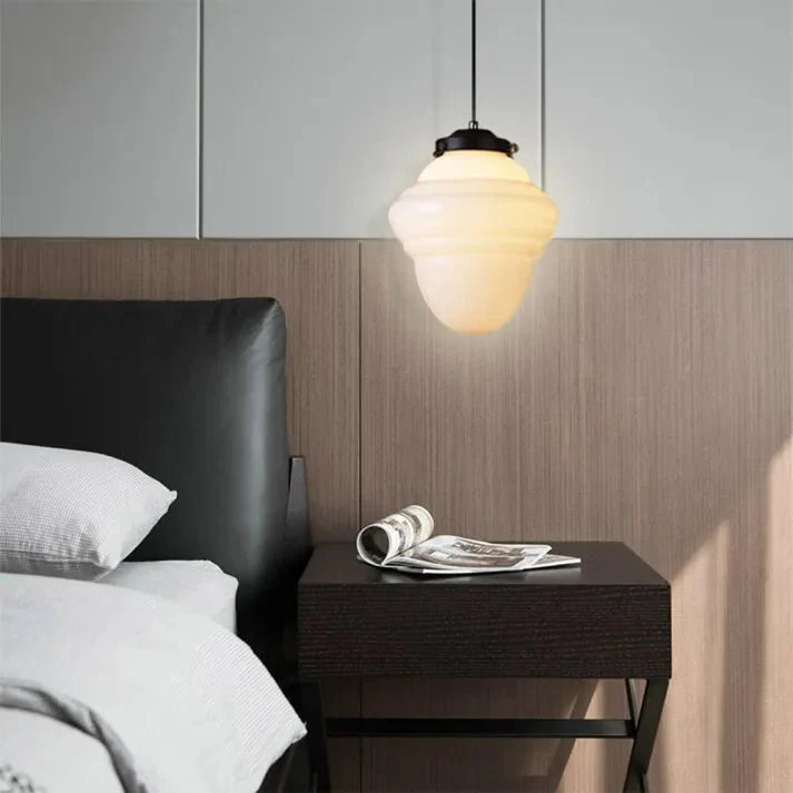 Vintage biała mleczna szklana geometryczna lampa wisząca
