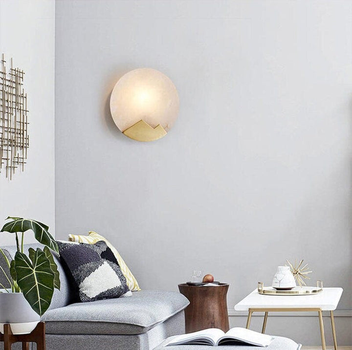 Skandynawska minimalistyczna marmurowa lampa ścienna