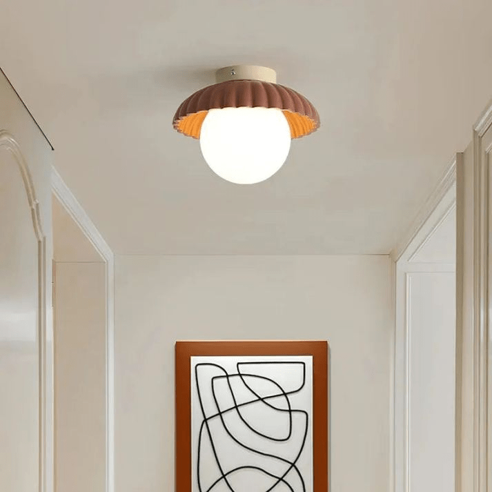 Żelazna lampa sufitowa do przedpokoju