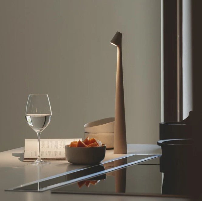 LuminaVista™ I Przenośna Lampa Stołowa