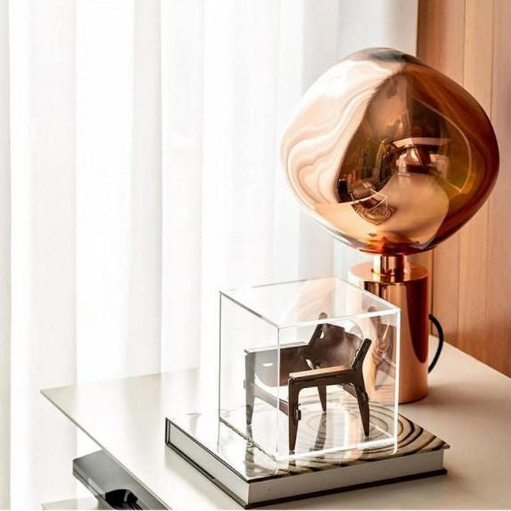 Lampa stołowa Melt