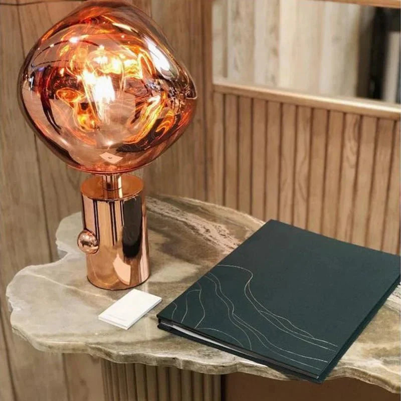 Lampa stołowa Melt