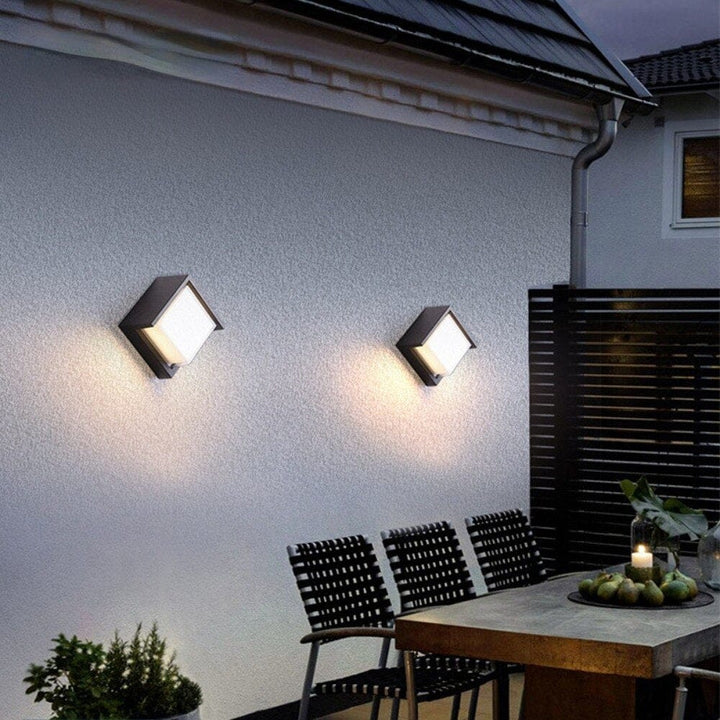 Lampa Ścienna Boxer Na Zewnątrz (Czujnik Ruchu)