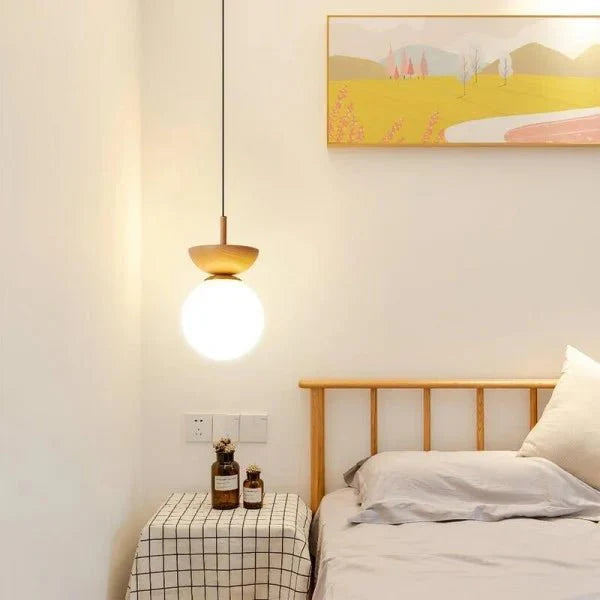 Skandynawska lampa wisząca z pół drewna