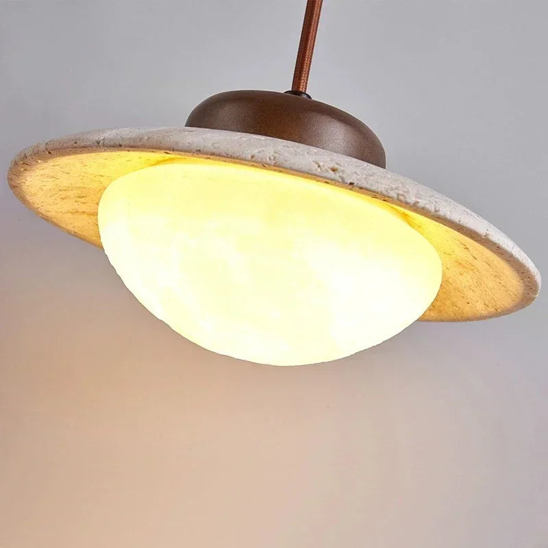 Lampa wisząca Wandmoer z kamienia