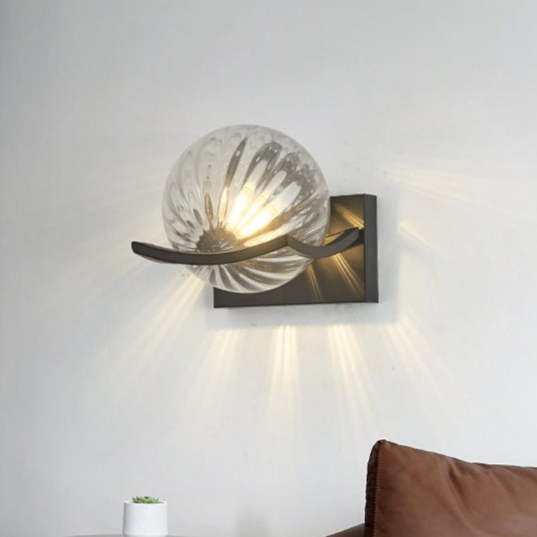 Nowoczesna lampa ścienna LED ze szkła