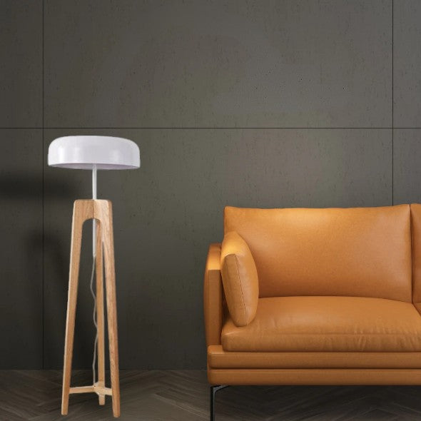 Lampa podłogowa w stylu nordyckim