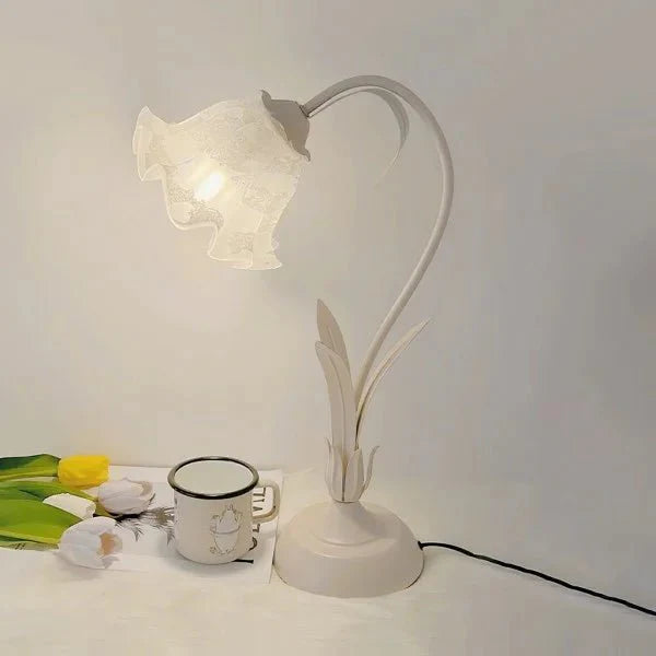 Vintage regulowana lampa stołowa w kształcie kwiatu