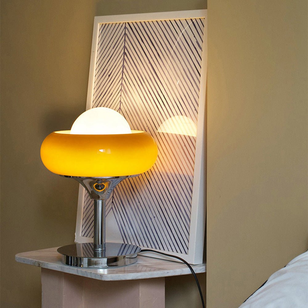 Vintage Bauhaus szklana żółta lampa stołowa